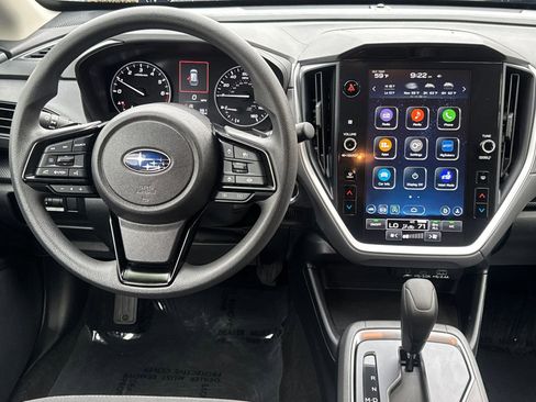 Used 2025 Subaru Crosstrek 2.0i Premium image 17