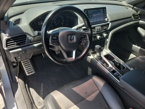 Used 2021 Honda Accord Sport image 12
