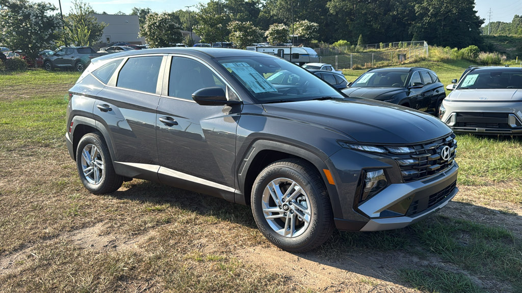New 2026 Hyundai Tucson SE FWD image 1