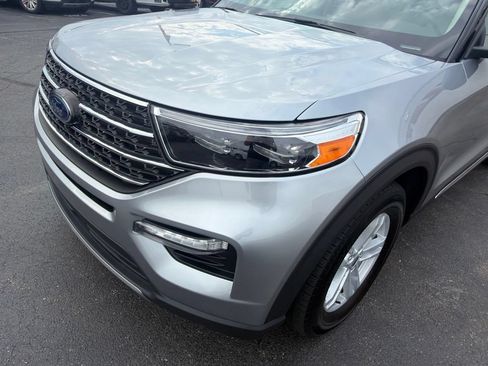 Used 2024 Ford Explorer XLT w/ Equipment Group 202A AWD/4WD image 16