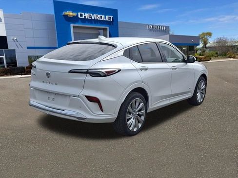 Used 2025 Buick Envista Avenir FWD image 23