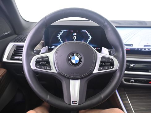 Used 2025 BMW X5 xDrive40i w/ Executive Package AWD/4WD image 34