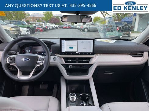 New 2026 Ford Explorer Active image 8