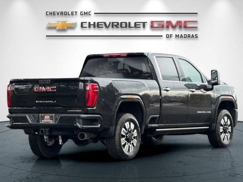 New 2026 GMC Sierra 2500 Denali w/ Denali Reserve Package AWD/4WD image 3