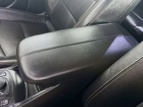 Used 2018 GMC Terrain SLT image 18