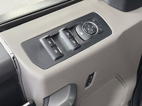 Used 2015 Ford F150 XLT w/ Equipment Group 302A Luxury image 23