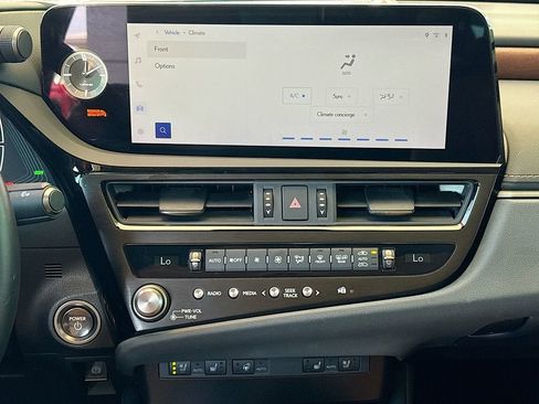 Used 2024 Lexus ES 300h w/ Premium Package FWD image 14