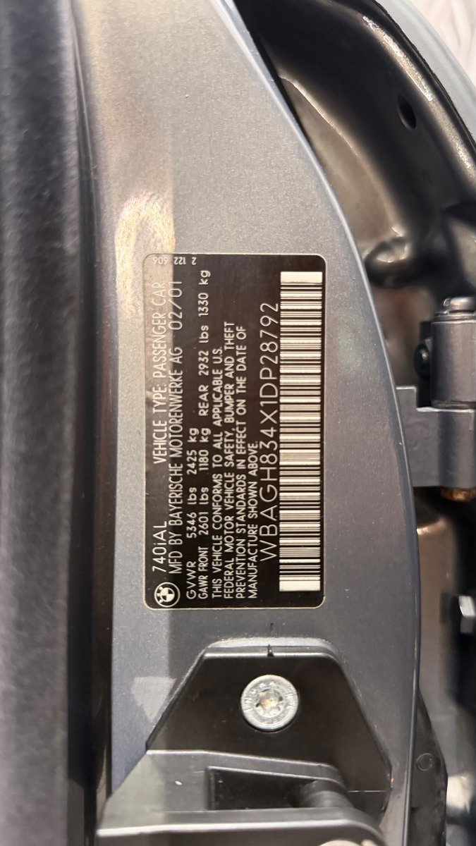 Used 2001 BMW 740iL RWD image 46