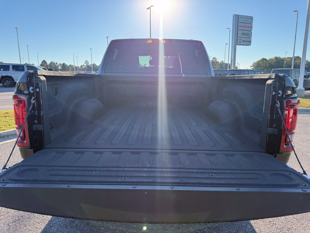 New 2026 RAM 2500 Big Horn AWD/4WD image 23