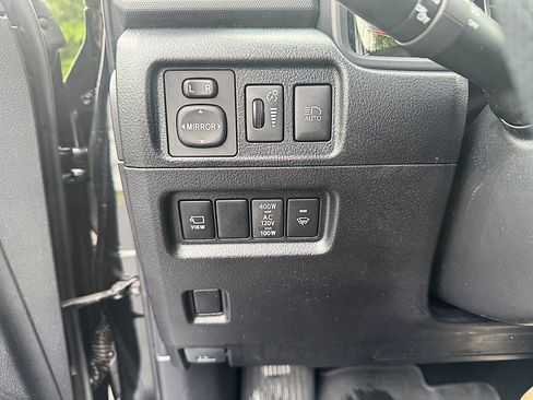 Certified 2024 Toyota 4Runner Limited AWD/4WD image 22