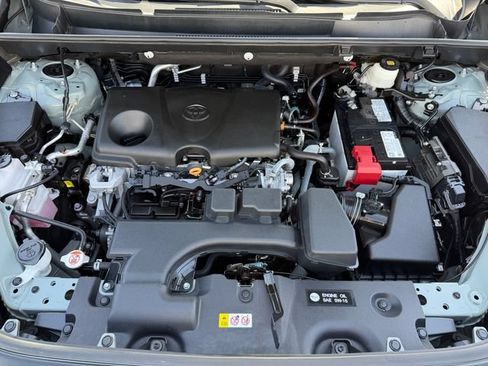 Used 2022 Toyota RAV4 XLE Premium FWD image 23