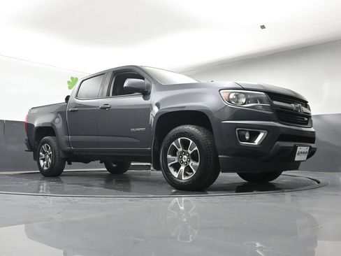 Used 2017 Chevrolet Colorado Z71 AWD/4WD image 26