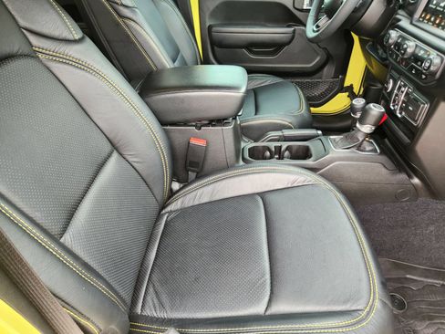 Used 2023 Jeep Wrangler Unlimited Sport AWD/4WD image 16