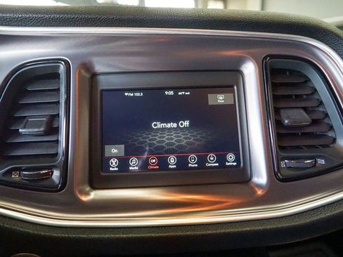 Used 2019 Dodge Challenger SXT w/ Blacktop Package RWD image 17