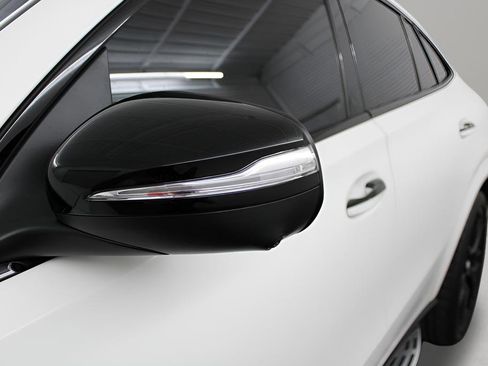 Used 2026 Mercedes-Benz GLE 63 AMG S image 10