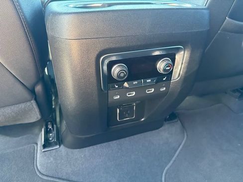 Used 2024 Chevrolet Tahoe Z71 w/ Luxury Package AWD/4WD image 16