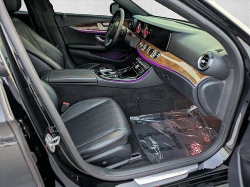 Used 2017 Mercedes-Benz E 300 E 300 Luxury image 22