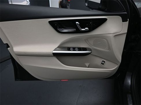Used 2024 Mercedes-Benz C 300 Sedan image 20