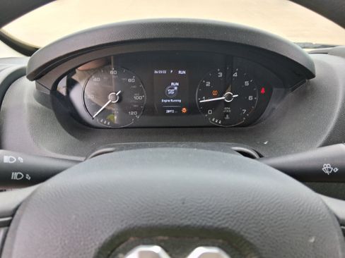 Used 2025 RAM ProMaster 2500 w/ Convenience Group FWD image 9