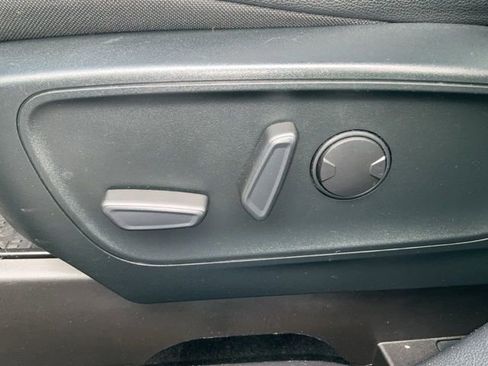 Used 2022 Ford Escape SEL image 23