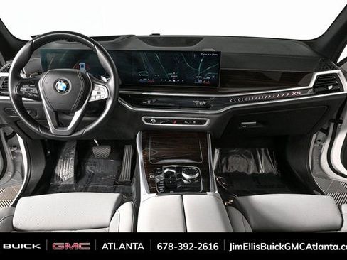 Used 2024 BMW X5 xDrive40i w/ Premium Package image 18