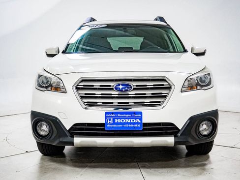 Used 2017 Subaru Outback 2.5i Limited w/ Popular Package #5 AWD/4WD image 16