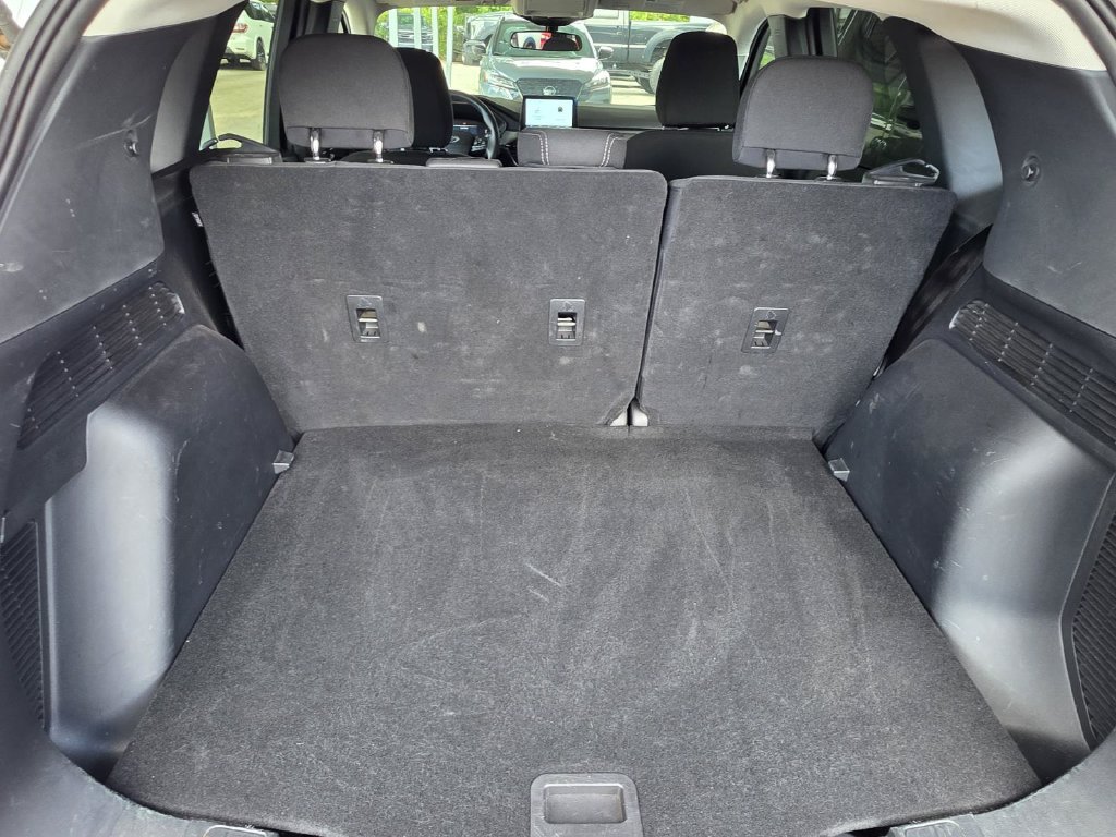 Used 2025 Ford Escape Active FWD image 9