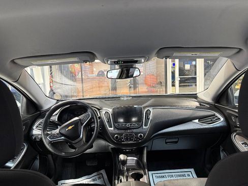 Used 2022 Chevrolet Malibu LT image 21