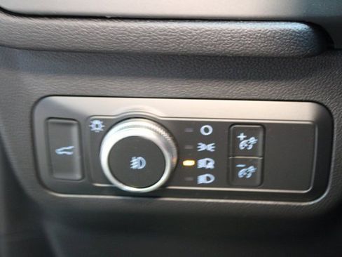 Used 2022 Ford Escape SEL image 19