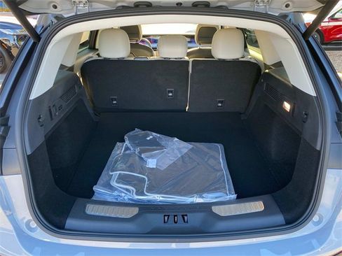 New 2026 Lincoln Nautilus Premier image 27