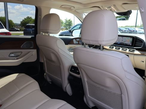 Used 2021 Mercedes-Benz GLE 350 image 25