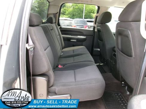 Used 2011 GMC Sierra 2500 SLE w/ SLE Preferred Package AWD/4WD image 14