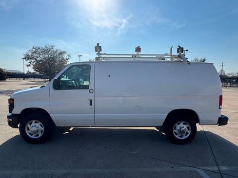 Used 2011 Ford E-250 and Econoline 250 w/ PWR Group image 6