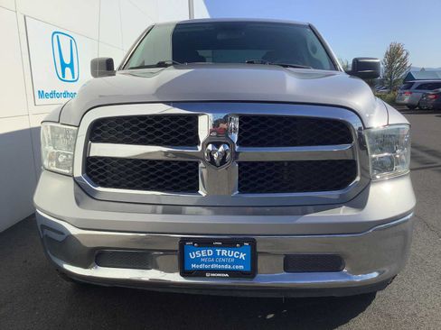 Used 2021 RAM 1500 Classic SLT AWD/4WD image 9