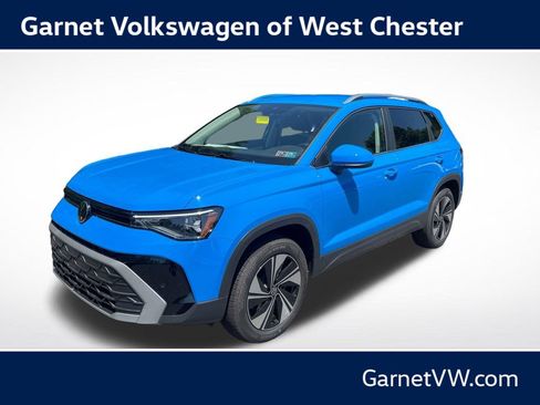 New 2026 Volkswagen Taos SE AWD/4WD image 1