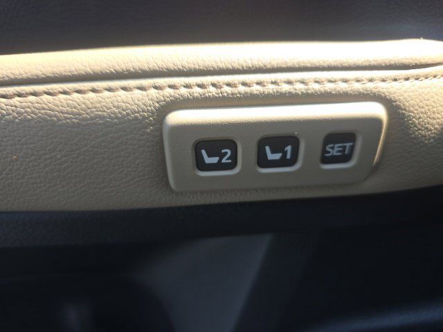 Used 2014 Toyota 4Runner Limited AWD/4WD image 17