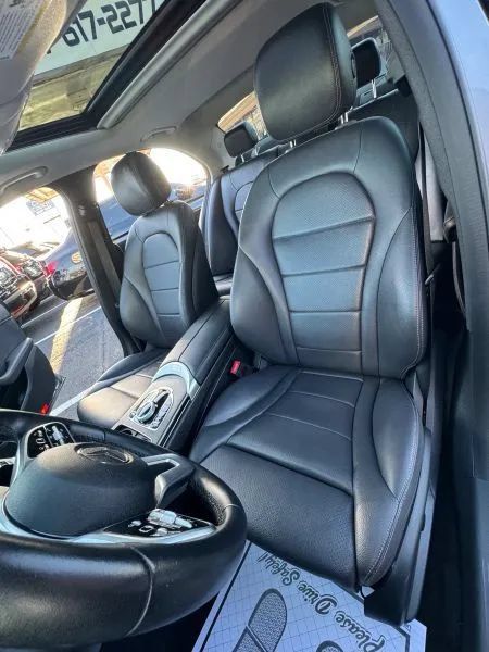 Used 2020 Mercedes-Benz C 300 Sedan image 19