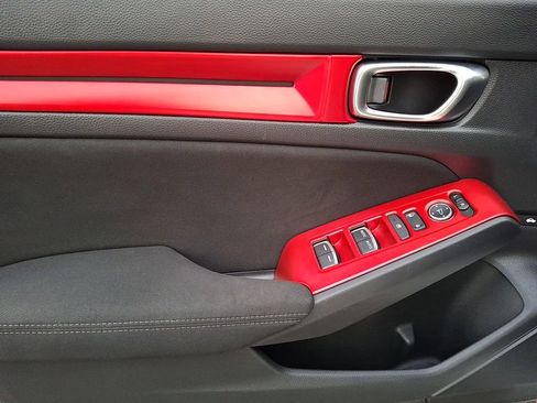 Used 2022 Honda Civic Sport image 9