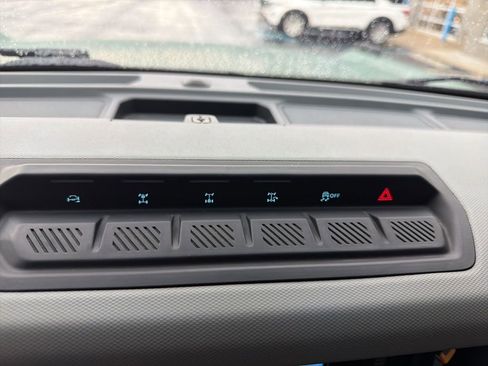 Used 2022 Ford Bronco Badlands image 20