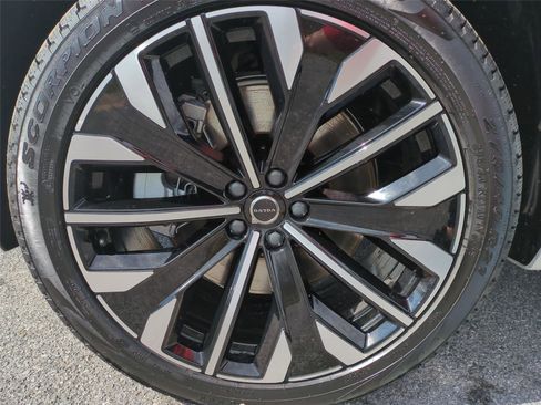 New 2026 Volvo XC90 T8 Ultra w/ Protection Package Premier AWD/4WD image 22