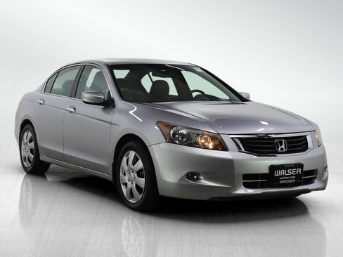 Used 2010 Honda Accord EX-L image 7