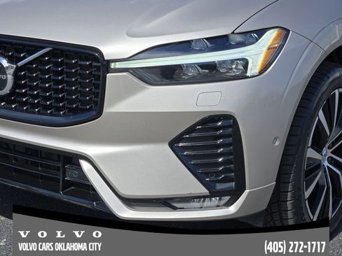 Used 2024 Volvo XC60 B5 Plus image 8