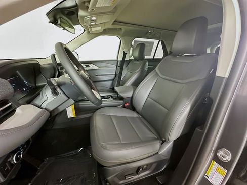 New 2026 Ford Explorer Active w/ Active Comfort Package image 21