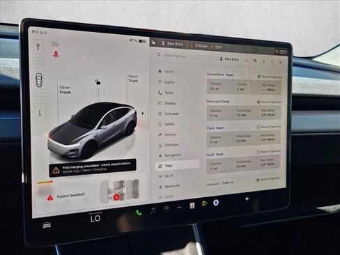 Used 2026 Tesla Model Y 2WD image 11