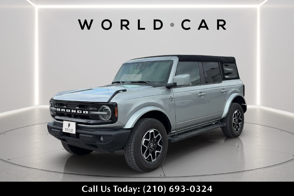 Used 2024 Ford Bronco Outer Banks AWD/4WD image 7