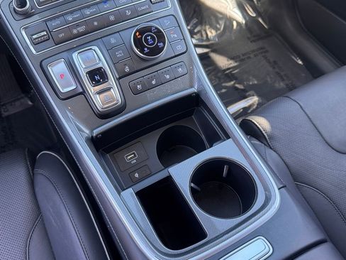 Used 2023 Hyundai Santa Fe Limited image 25