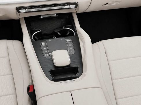 Used 2025 Mercedes-Benz GLE 350 4MATIC image 23