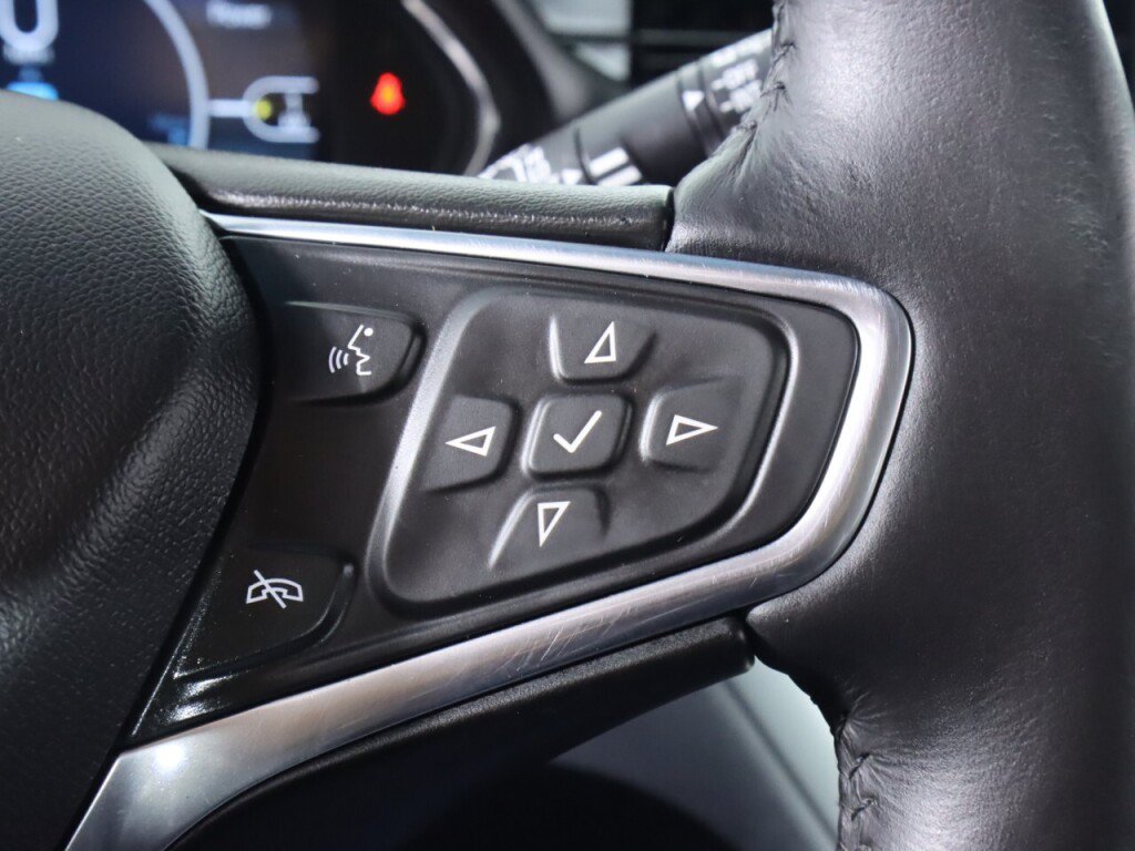 Used 2018 Chevrolet Bolt LT FWD image 13