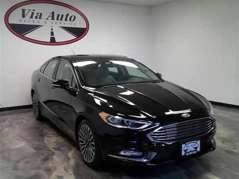 Used 2018 Ford Fusion Titanium image 1