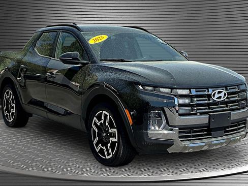 Used 2025 Hyundai Santa Cruz Limited AWD/4WD image 1